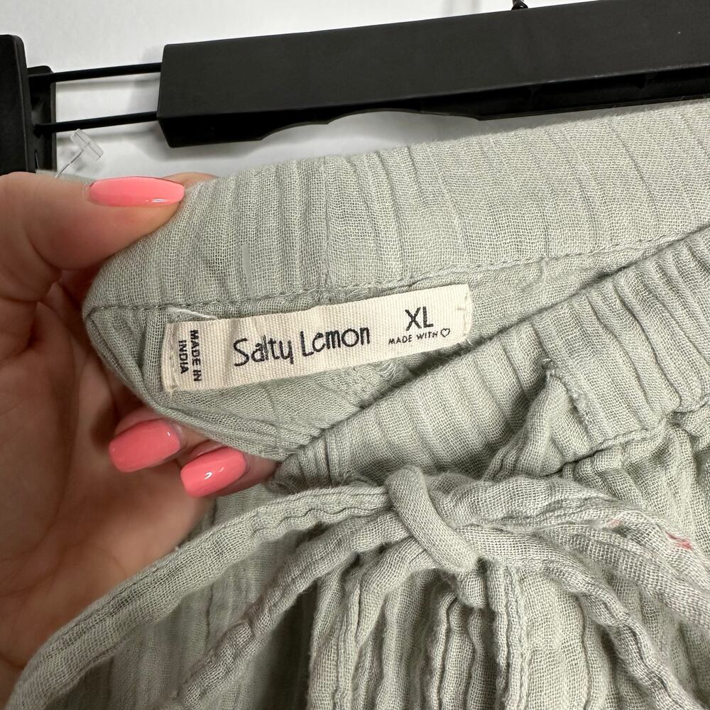 Salty Lemon Gauze Shorts Womens XL Sage Green EUC Cotton Drawstring Beach Boho - Picture 3 of 5